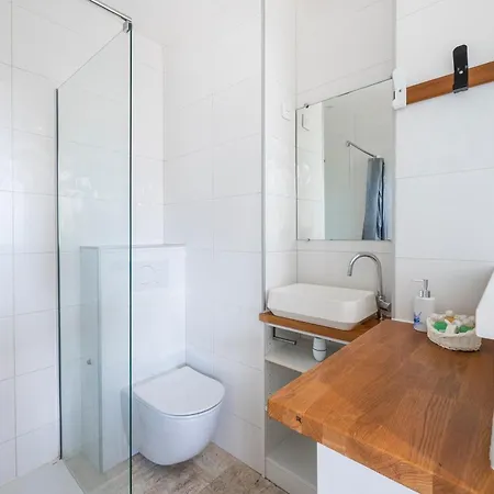 Khara - Paris 20mn, Lit King Size, Terrasse, Free Parking Apartment