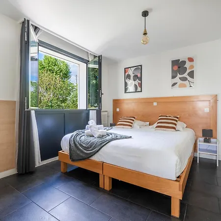 Khara - Paris 20mn, Lit King Size, Terrasse, Free Parking Apartment *